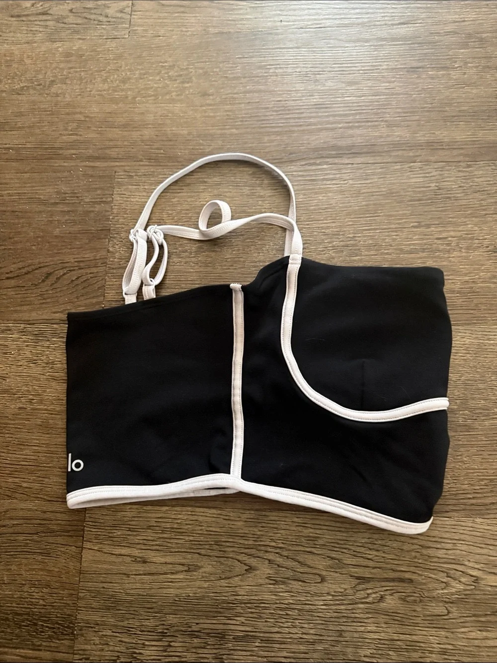 ALO Yoga Black Crop Top with White Trim